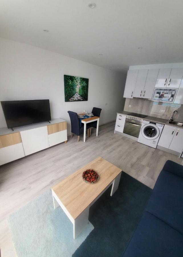 Atlantic View 1B 2 Bedrooms Ground Floor, Complex Featured On A Place In The Sun Puerto del Carmen  Extérieur photo
